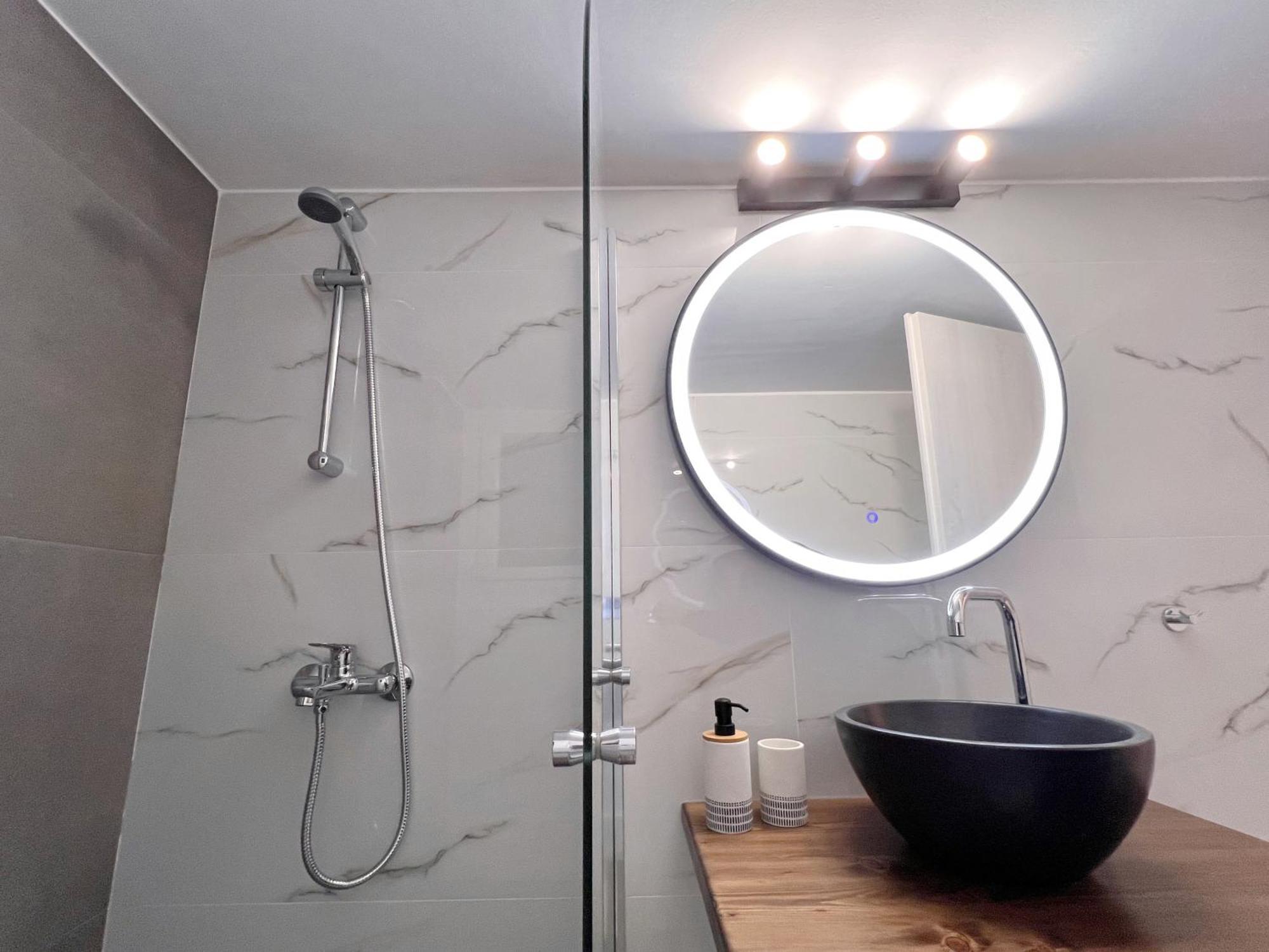 Wsd Piraeus Amazing Luxury Boutique 2Bd Apartment With Balcony Esterno foto